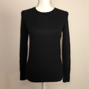 Banana Republic 100% Wool Sweater Size Medium